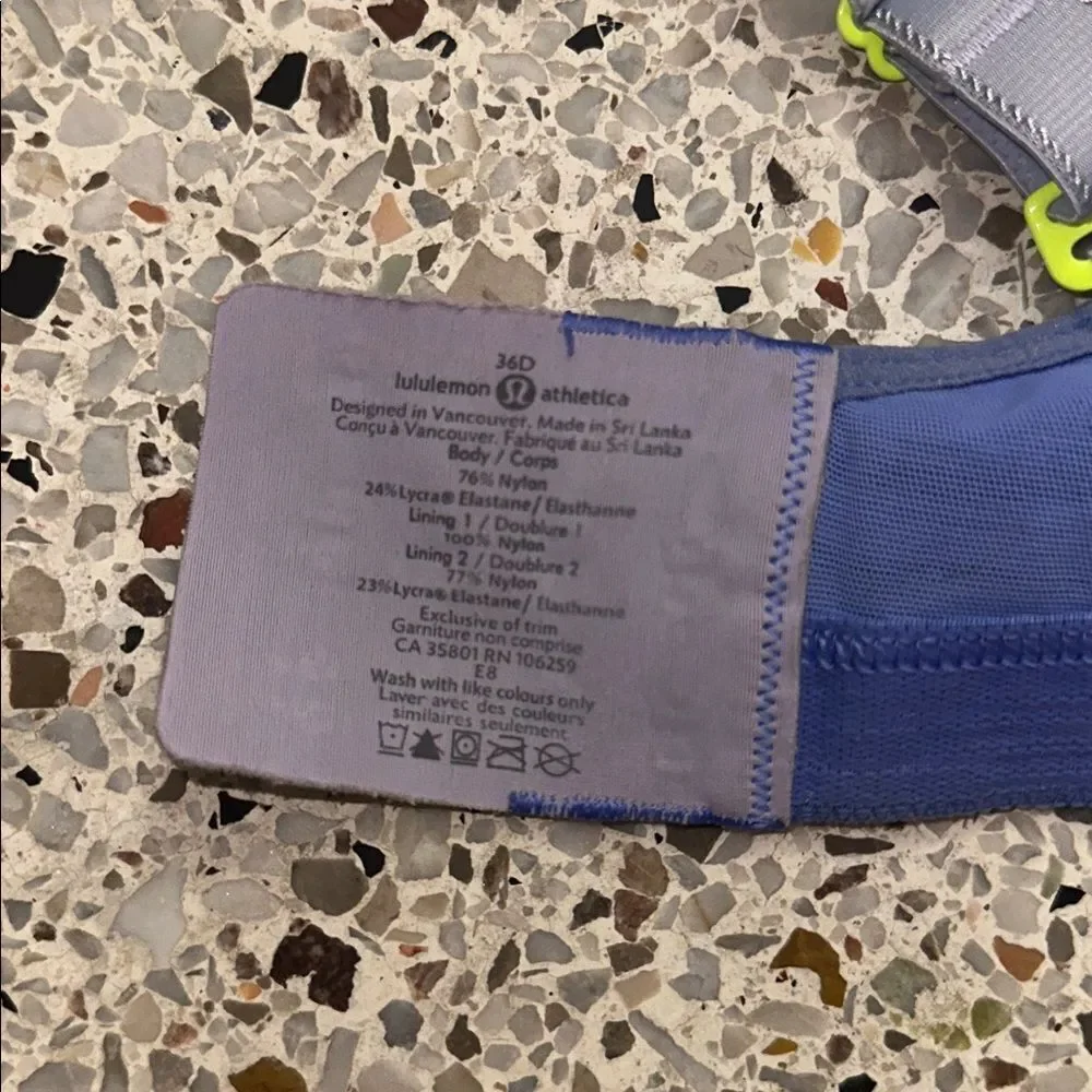 Lululemon Ta Ta Tamer blue striped sports bra 36D